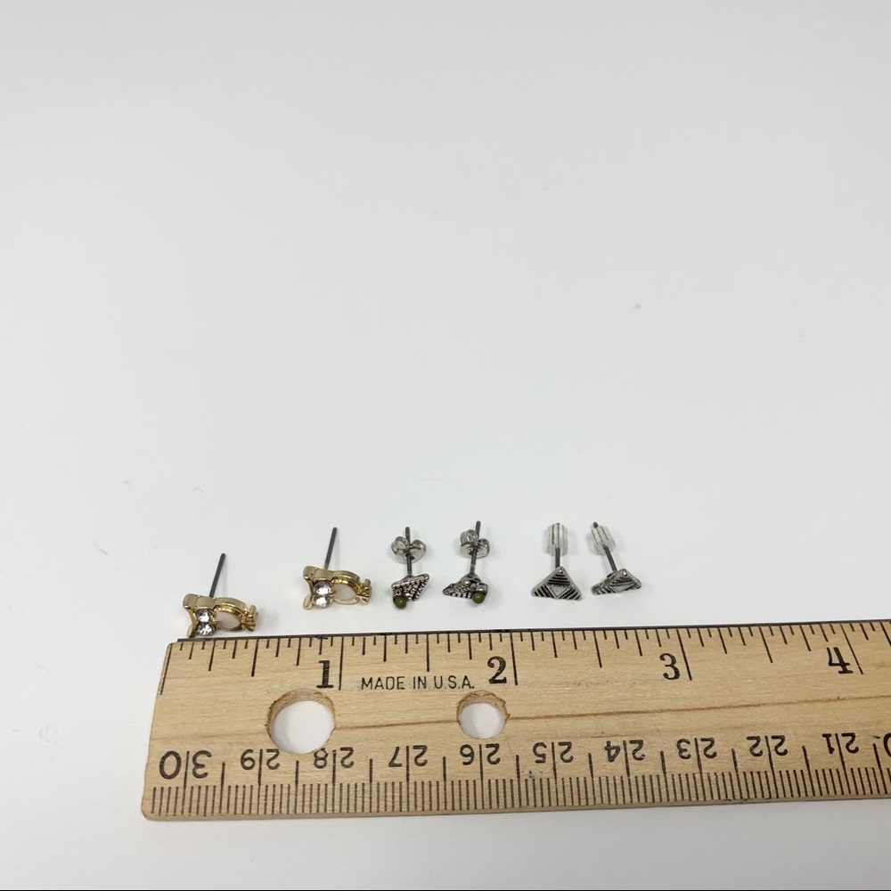 3 Pairs of Stud Earrings Owl / Triangle - Picture 3 of 6